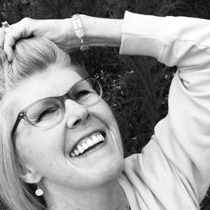 Meet your Posher, Mitzi